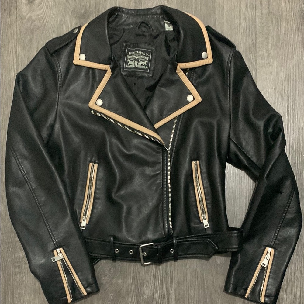 Signature by Levi Strauss Black and Tan Leather Jacket